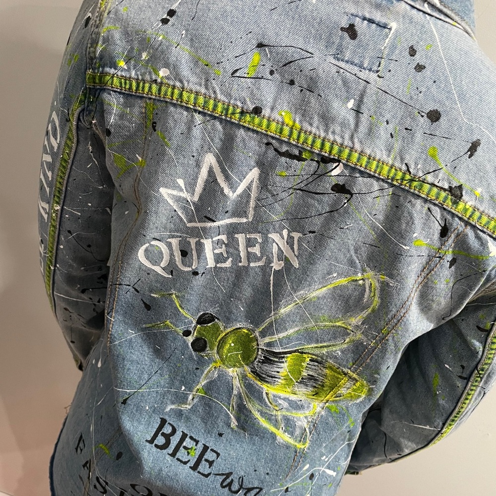 Original HAND PAINTED denim shirt jacket - Picture 11 of 13